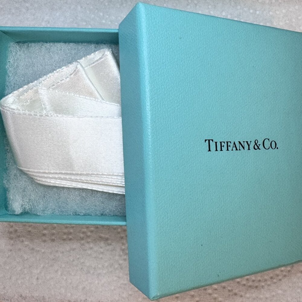 Tiffany & Co. Vintage Sterling Silver Earrings Bundle - Picture 2 of 7